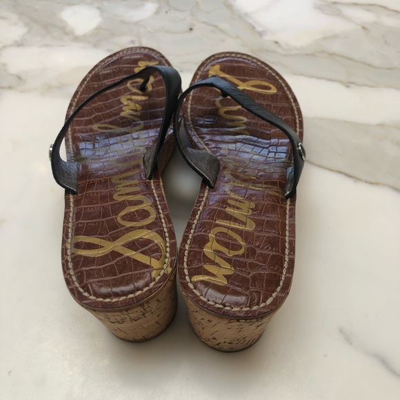 SAM EDELMAN “ROMY”THONG CORK WEDGE SANDAL SZ-10 EXCELLENT CONDITION MATTE BLK 😍 - Picture 2 of 4